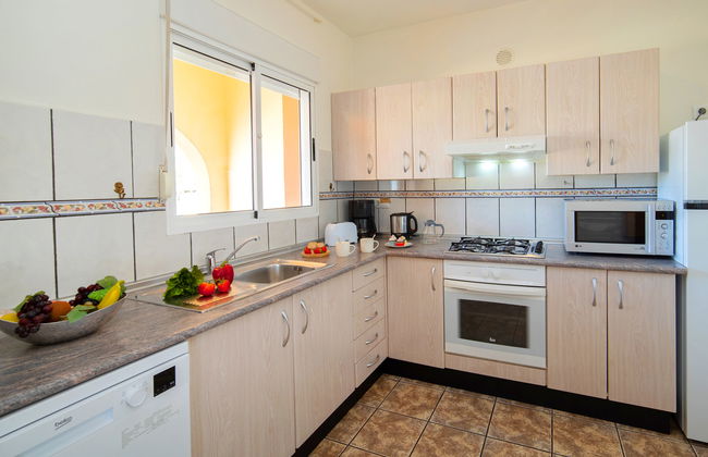 Casa de 5 quartos em Calp com piscina privada e jardim - Foto 5
