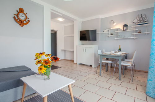 Foto 8 - Apartamento de 1 quarto em Mielno com jardim e terraço