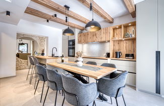 Foto 2 - Casa de 4 quartos em Malinska-Dubašnica com piscina privada e jardim