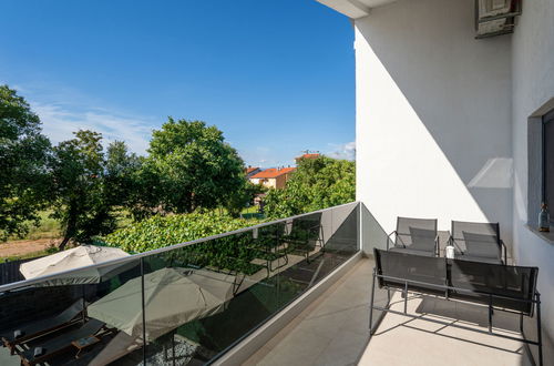 Photo 39 - 4 bedroom House in Malinska-Dubašnica with private pool and garden