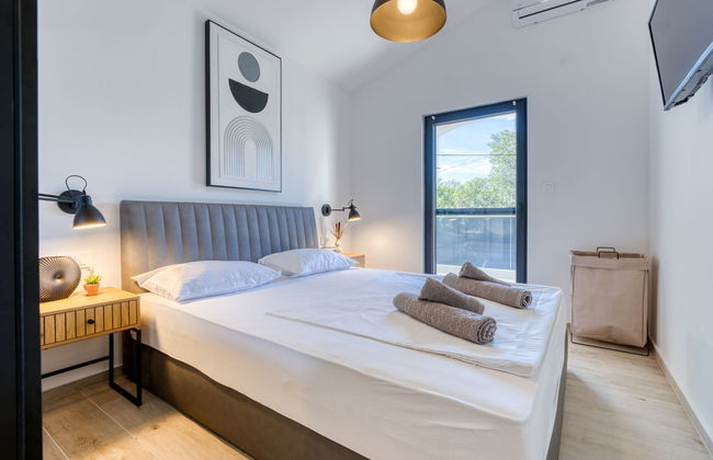 Casa de 5 quartos em Malinska-Dubašnica com piscina privada e jardim - Foto 35