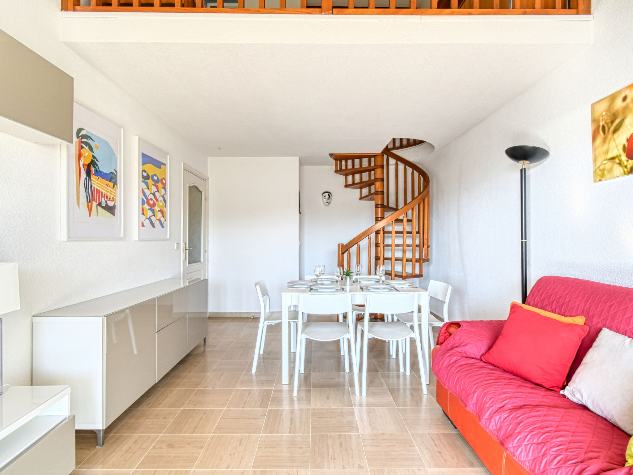 Foto 11 - Appartamento con 2 camere da letto a Fréjus con terrazza e vista mare