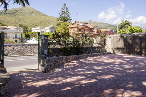 Photo 36 - Maison de 4 chambres à Formia avec jardin et vues à la mer