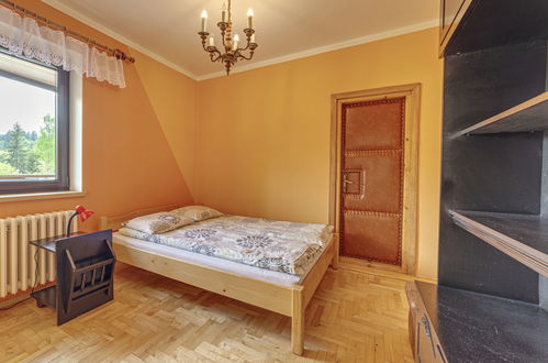 Foto 18 - Appartamento con 4 camere da letto a Bukowina Tatrzańska con piscina e vista sulle montagne