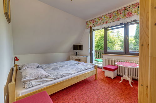 Foto 11 - Appartamento con 4 camere da letto a Bukowina Tatrzańska con piscina e vista sulle montagne
