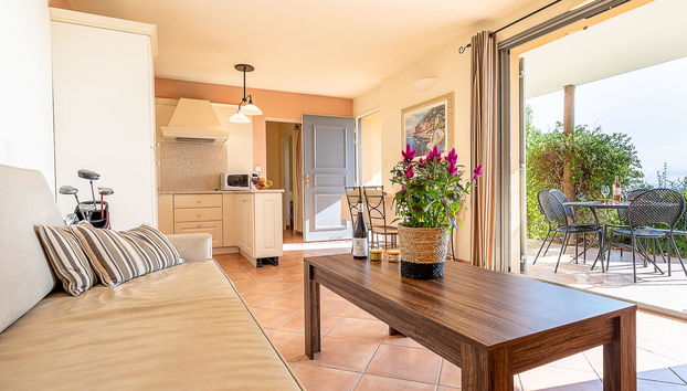 Apartment mit 2 Schlafzimmern in Saumane-de-Vaucluse mit schwimmbad und garten - Foto 2