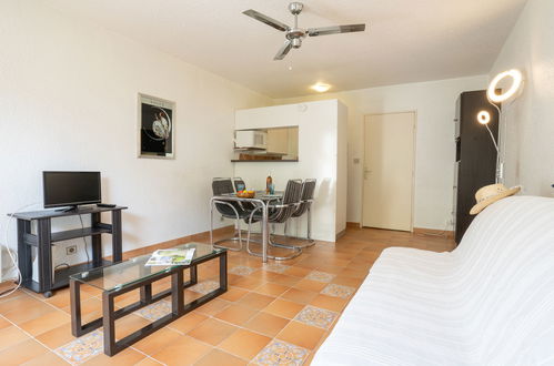 Foto 3 - Apartamento em La Ciotat com piscina e jardim