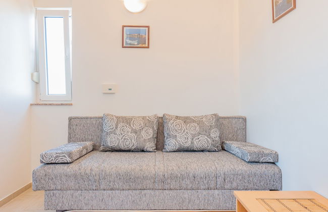 Apartamento de 2 quartos em Nin com piscina e jardim - Foto 6