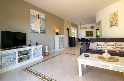 Foto 25 - Casa con 3 camere da letto a Calp con piscina privata e giardino