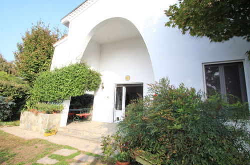 Photo 2 - Maison de 2 chambres à Sesto Calende avec jardin et vues sur la montagne