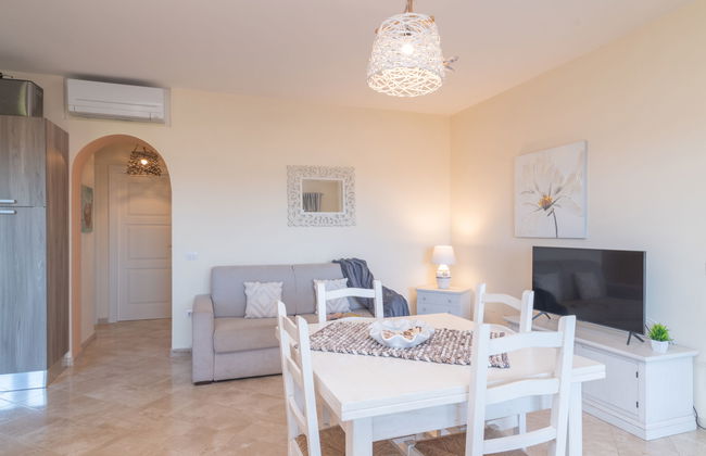 Apartamento de 3 quartos em Santa Teresa Gallura com piscina e jardim - Foto 7