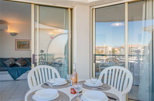 Foto 15 - Apartamento de 1 quarto em Fréjus com piscina e vistas do mar