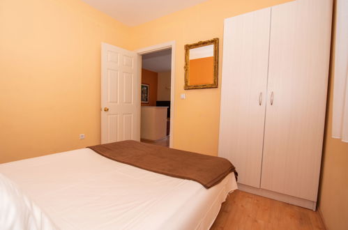 Foto 12 - Apartamento de 1 habitación en Makarska con vistas al mar