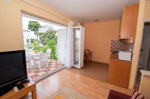 Photo 1 - 1 bedroom Apartment in Makarska