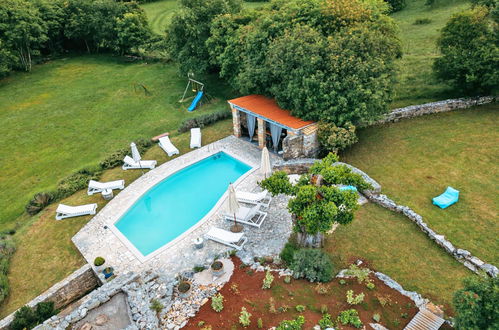 Foto 18 - Haus mit 4 Schlafzimmern in Grožnjan mit privater pool und garten