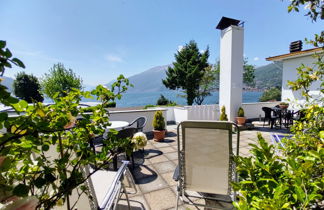 Photo 2 - 2 bedroom Apartment in Domaso with garden and terrace