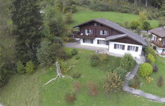 Foto 3 - Apartment mit 2 Schlafzimmern in Zweisimmen