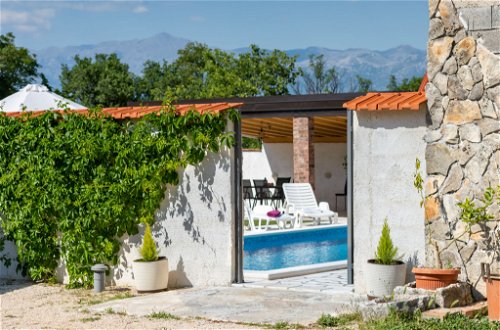 Foto 32 - Casa con 3 camere da letto a Novigrad con piscina privata e vista mare