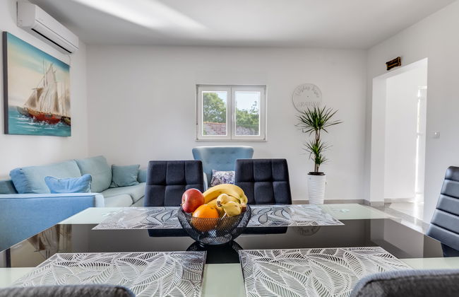 Casa de 4 quartos em Novigrad com piscina privada e jardim - Foto 6
