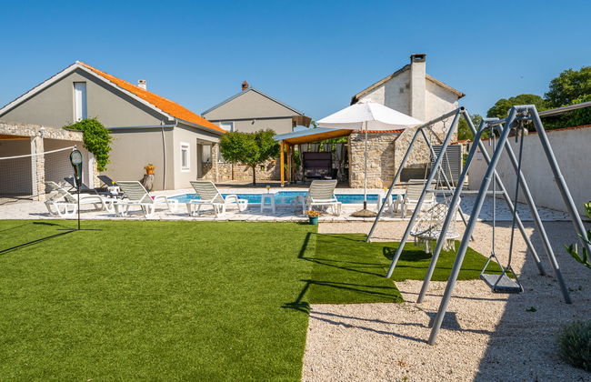 Casa de 4 quartos em Novigrad com piscina privada e jardim - Foto 26