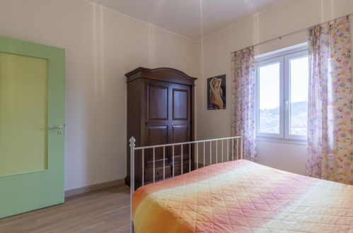 Foto 18 - Appartamento con 2 camere da letto a Imperia con giardino e vista mare