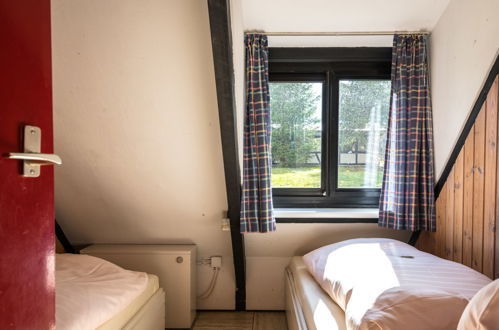 Foto 20 - Casa con 3 camere da letto a Gerolstein con piscina e giardino