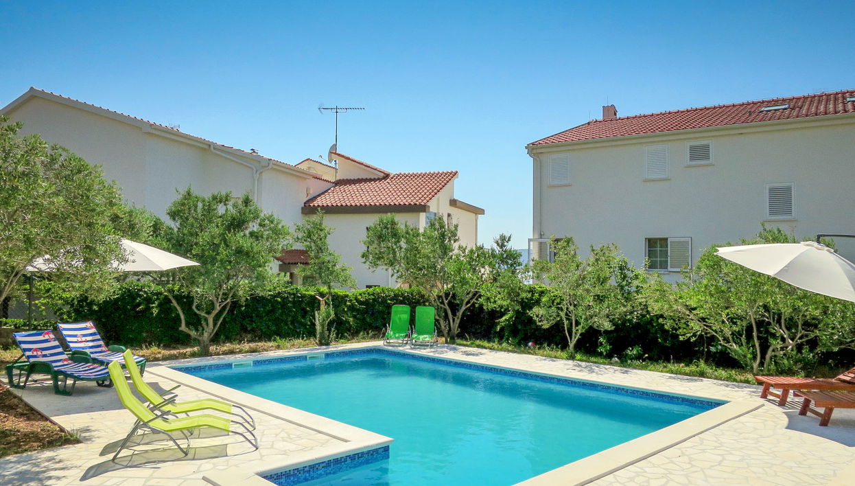 Apartment mit 2 Schlafzimmern in Sibenik mit schwimmbad und garten - Foto 1