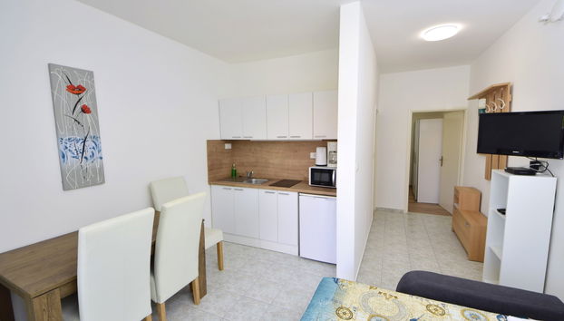 Apartment mit 2 Schlafzimmern in Sibenik mit schwimmbad und garten - Foto 5