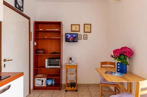 Photo 3 - 1 bedroom Apartment in Germignaga with swimming pool and garden