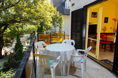 Photo 2 - Maison de 3 chambres à Balatonalmádi avec jardin et vues sur la montagne