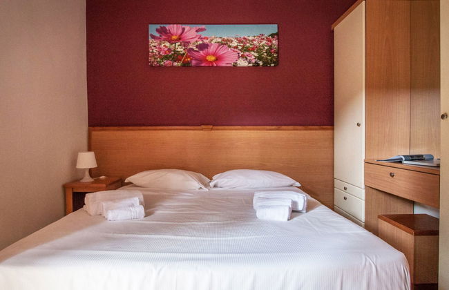 Casa de 3 quartos em Livorno com piscina e jardim - Foto 6