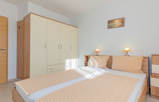 Apartamento de 2 quartos em Nin com piscina e jardim - Foto 8