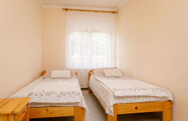 Apartamento de 2 quartos em Balatonlelle com jardim e terraço - Foto 10