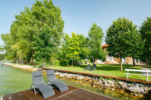 Photo 1 - Appartement de 2 chambres à Balatonlelle avec jardin et terrasse