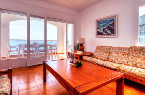 Foto 8 - Apartamento de 3 quartos em Llançà com terraço e vistas do mar