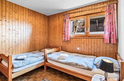 Photo 20 - 3 bedroom House in Crans-Montana with garden