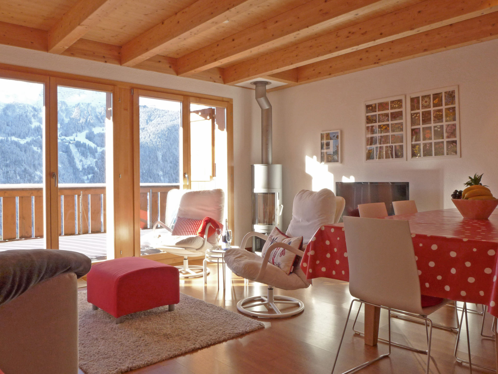 Foto 10 - Apartamento de 3 habitaciones en Lauterbrunnen con vistas a la montaña