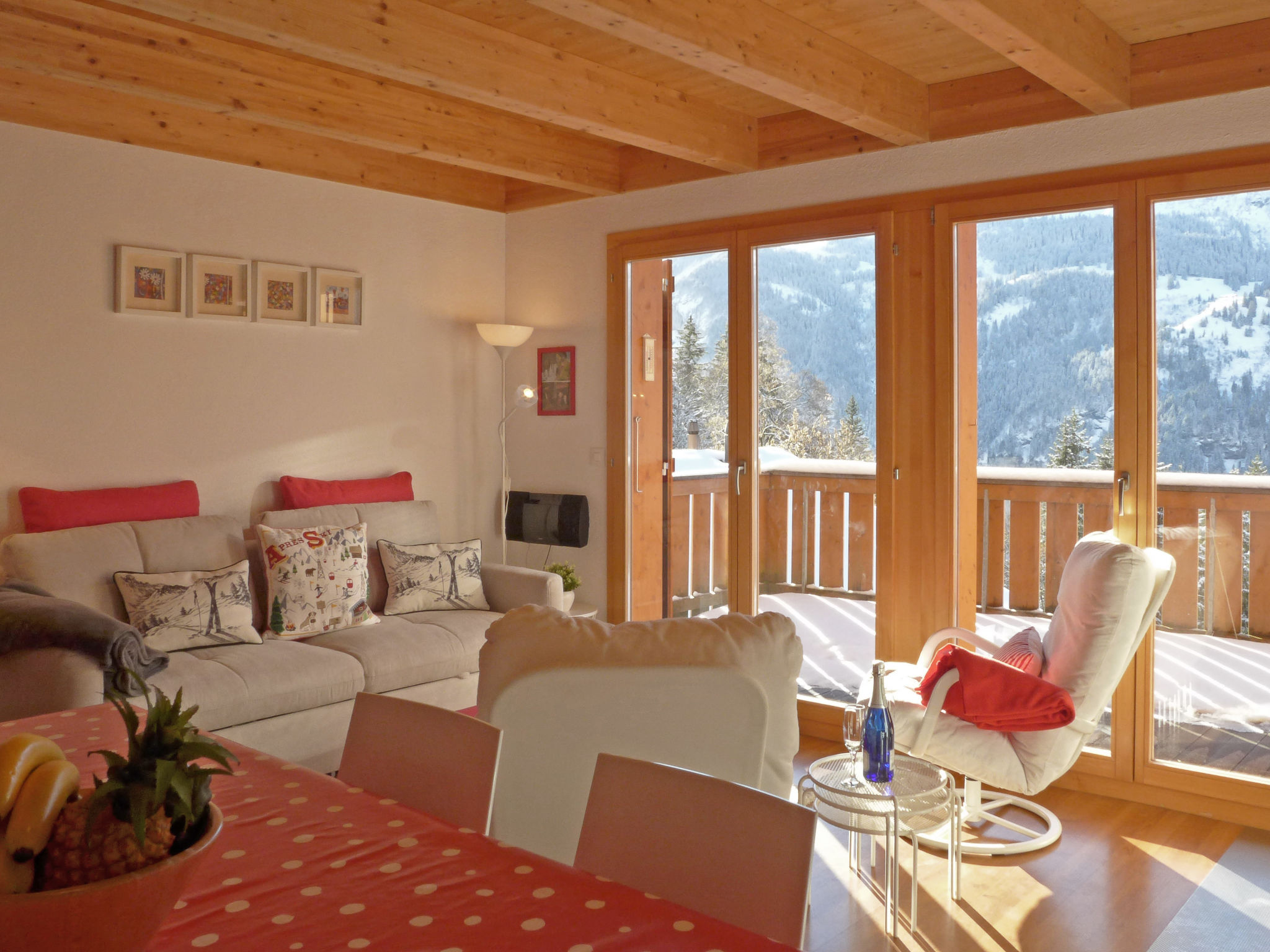 Photo 7 - Appartement de 3 chambres à Lauterbrunnen avec vues sur la montagne