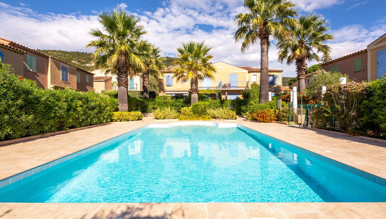 Casa de 3 quartos em Le Plan-de-la-Tour com piscina e jardim - Foto 1