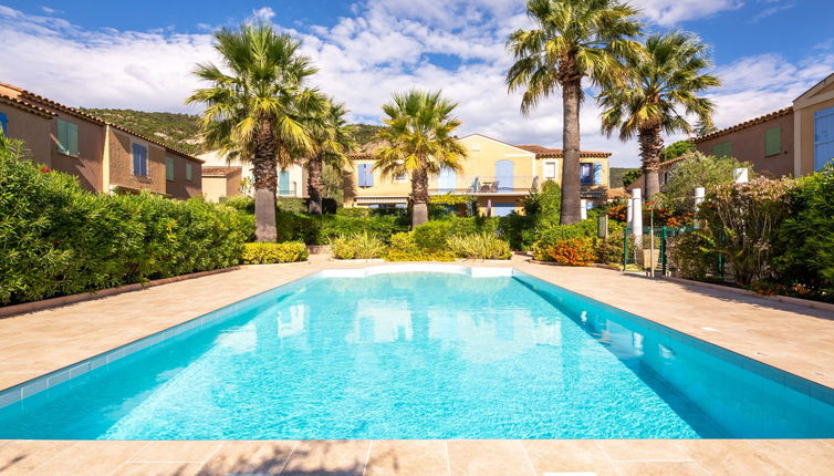 Photo 1 - Maison de 2 chambres à Le Plan-de-la-Tour avec piscine et jardin