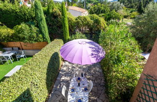 Photo 3 - Maison de 2 chambres à Le Plan-de-la-Tour avec piscine et terrasse