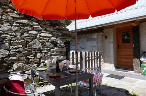 Photo 7 - Maison de 1 chambre à Serravalle avec jardin et vues sur la montagne