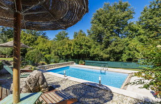 Foto 2 - Apartamento de 2 quartos em Kanfanar com piscina e jardim
