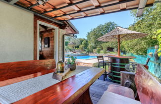 Foto 3 - Apartamento de 2 quartos em Kanfanar com piscina e jardim