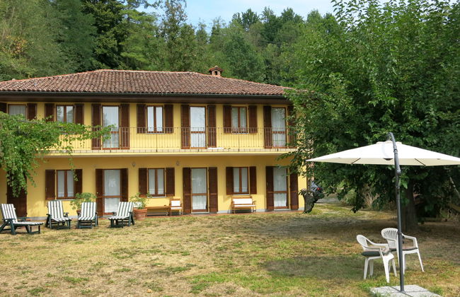 4 bedroom House in Cortiglione with garden and terrace - Photo 24