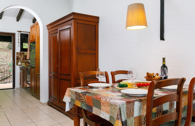 Apartamento de 2 quartos em Gambarogno com piscina e jardim - Foto 16