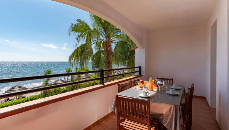 Photo 1 - Appartement de 2 chambres à San-Nicolao avec piscine et vues à la mer