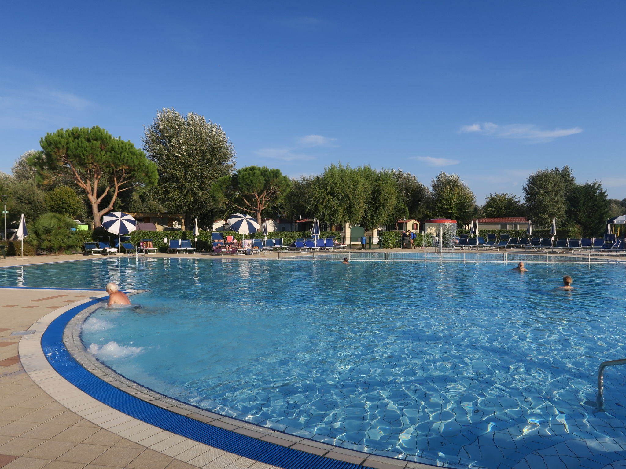 Photo 2 - Maison de 2 chambres à Caorle avec piscine et jardin