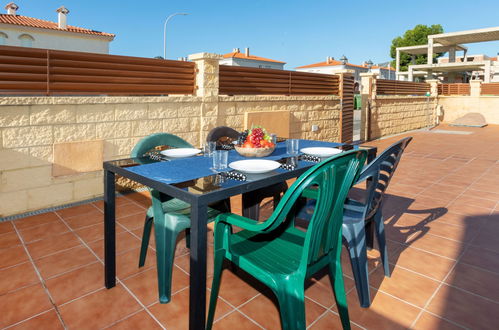 Photo 2 - Maison de 2 chambres à Mont-roig del Camp avec piscine privée et jardin