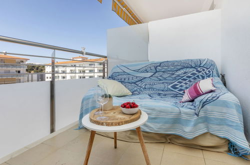 Foto 18 - Apartment mit 1 Schlafzimmer in Blanes mit schwimmbad und terrasse